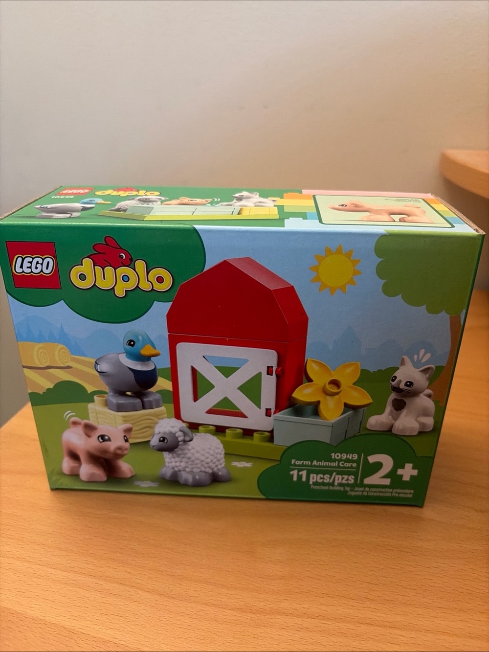 LEGO DUPLO 10949 Farm Animal Care Set 11pc